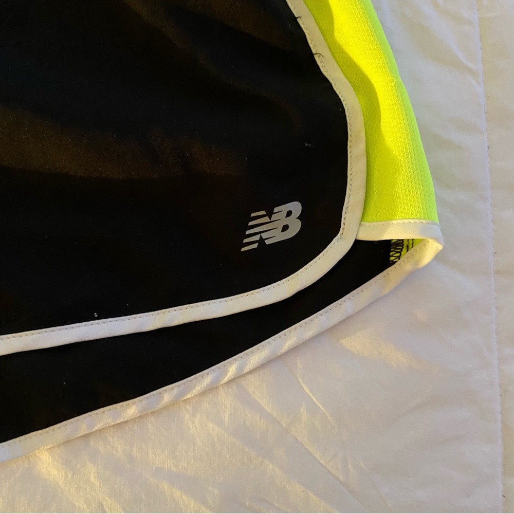 Shorts - Picture 7 of 7